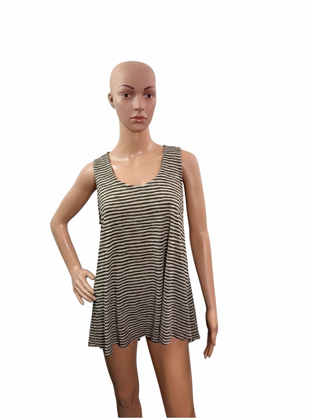 W5 Women’s Size Large Scoop Neck Sleeves Green White Strips Back Zipper Knit Top